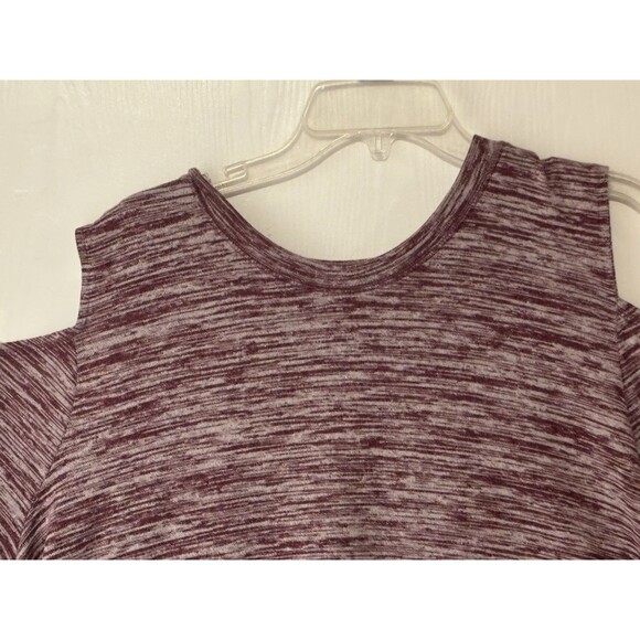 Xersion Red & White 2X Long Sleeve Shoulder Cut Shirt Womens - Picture 5 of 10